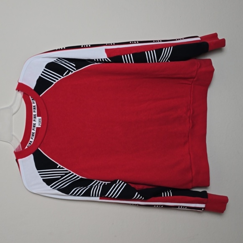 Women's Pink Sweaters